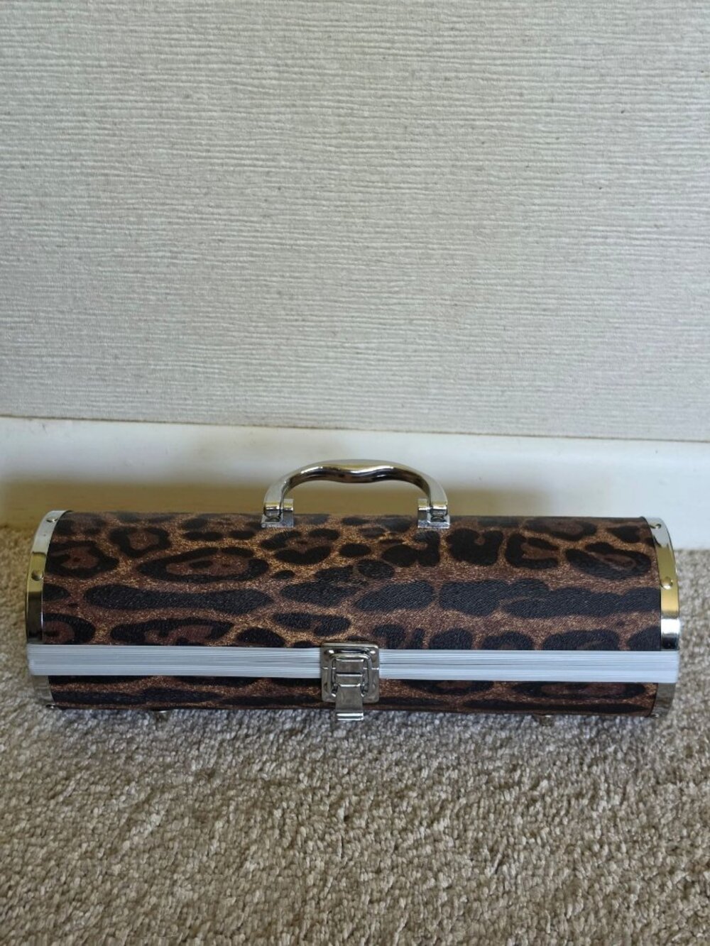 Vintage Primeware Hard Shell Wine Purse Case Leopard Print w/ Corkscrew EUC